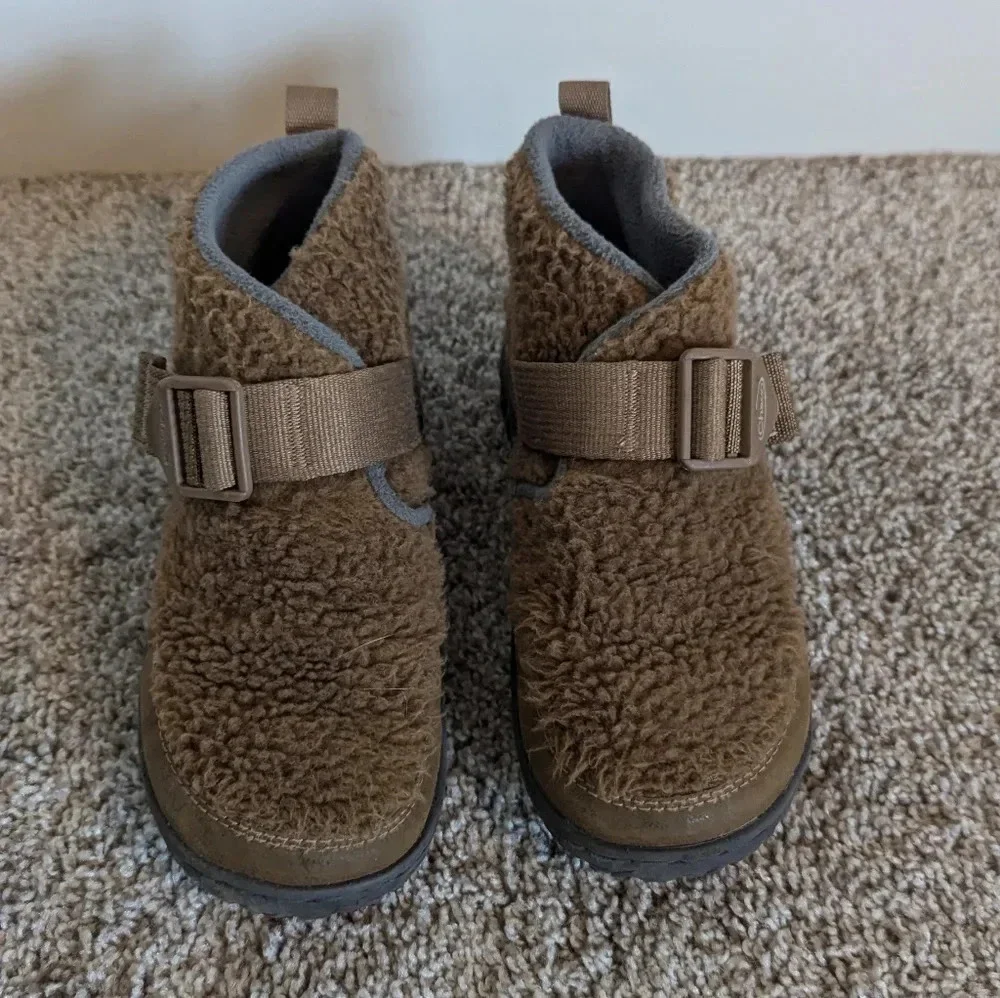 Chaco Ramble Fluff Brown Slip-on Bootie sz 1
